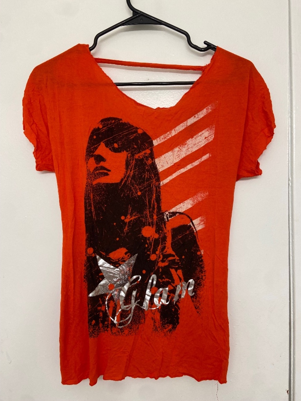 Wet Seal Glam Art Deco Tee with Open Back